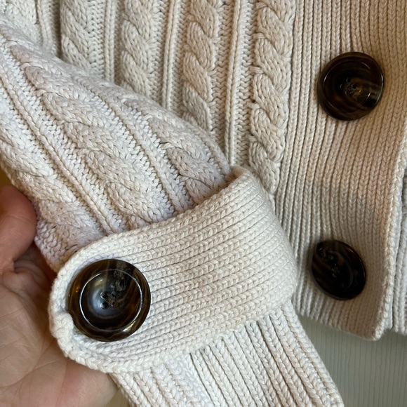 Vintage Banana Republic Cream Cable Knit Cardigan - Picture 4 of 7
